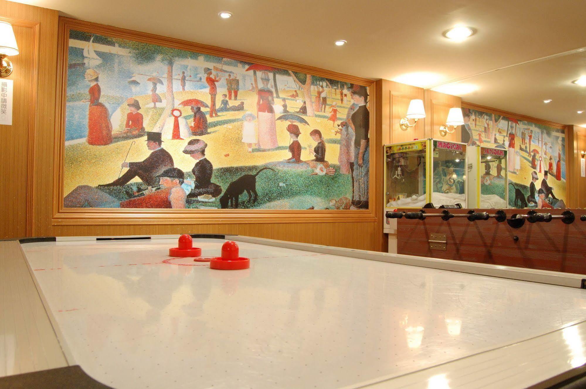 Yilan Grand Boss Hotel מראה חיצוני תמונה